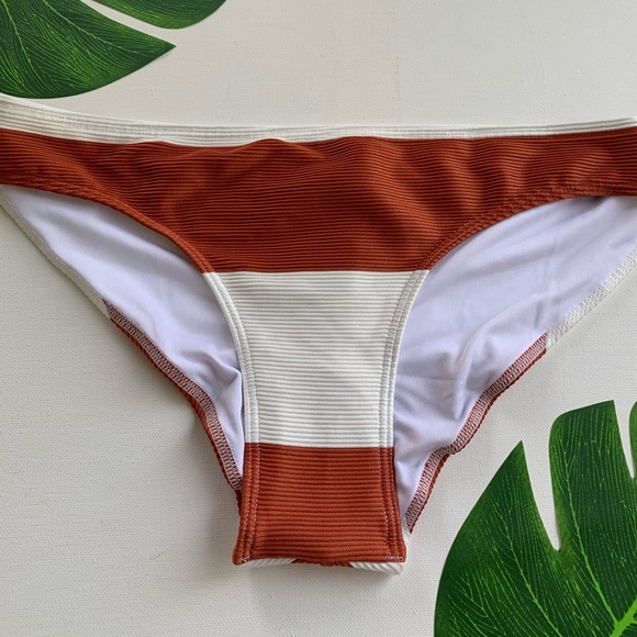 🌴 NEW ROXY Kelia Cheeky Bikini Bottoms🌴 - Picture 4 of 8